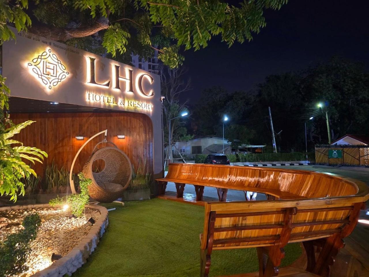 Lhc Hotel And Resort Pattaya Buitenkant foto